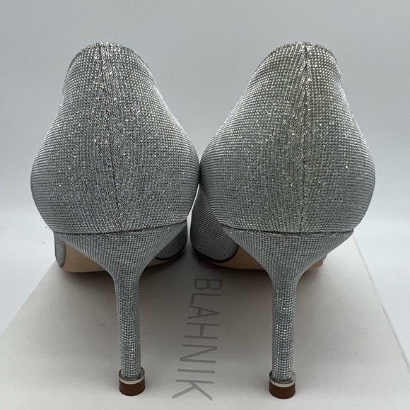 Authentic Manolo Blahnik classic silver Hangisi 70mm - Picture 12 of 15